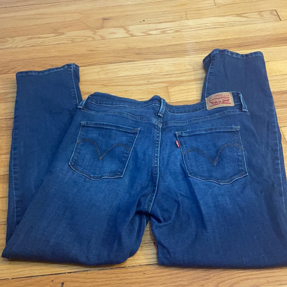 Levi Mid Rise Jeans - Picture 3 of 3